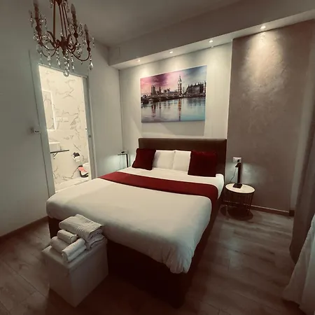 Zola Centro 3*